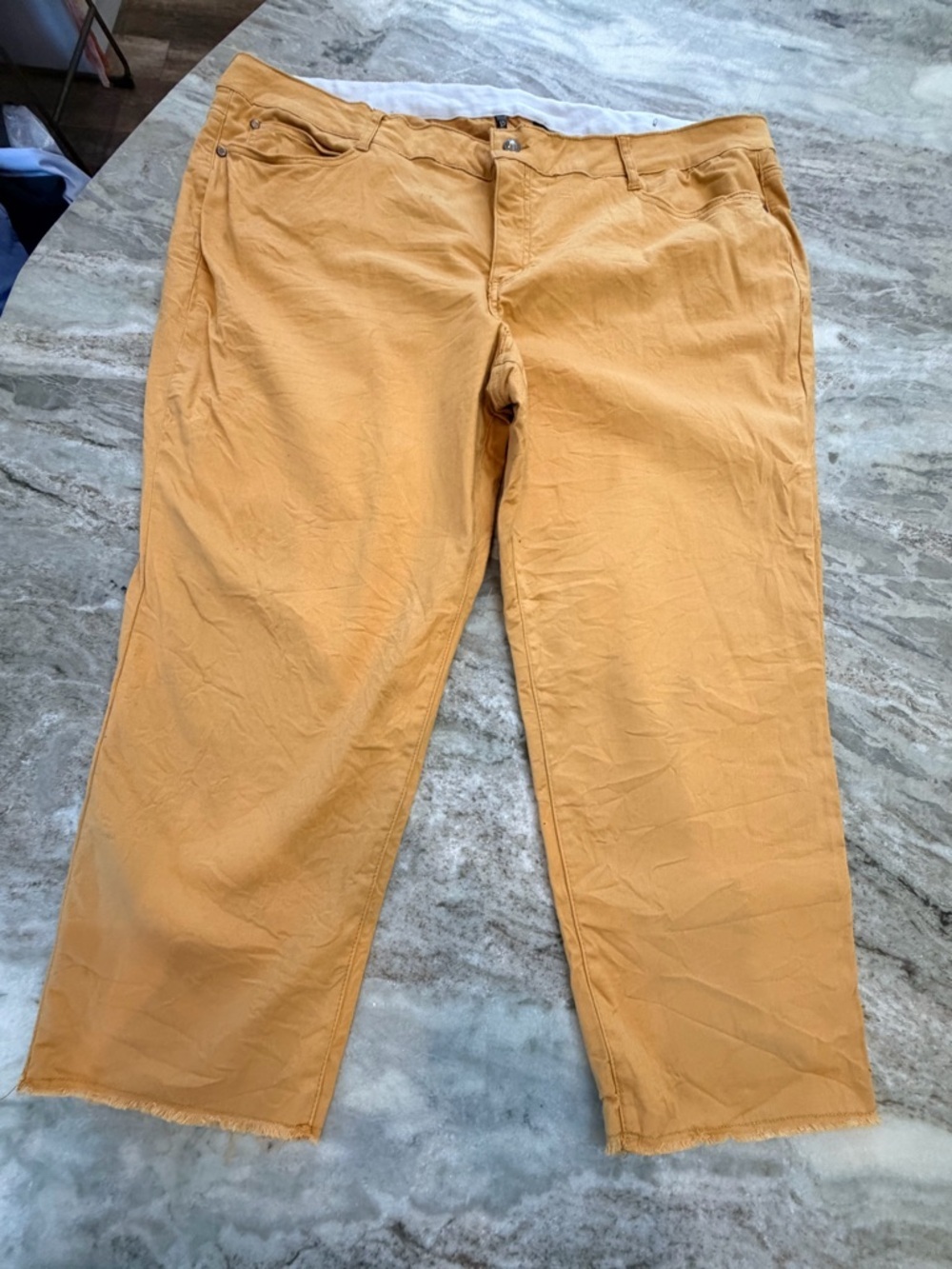 Skye’s The Limit 24W Mustard Cropped Pants Stretch Plus Size Raw Hem